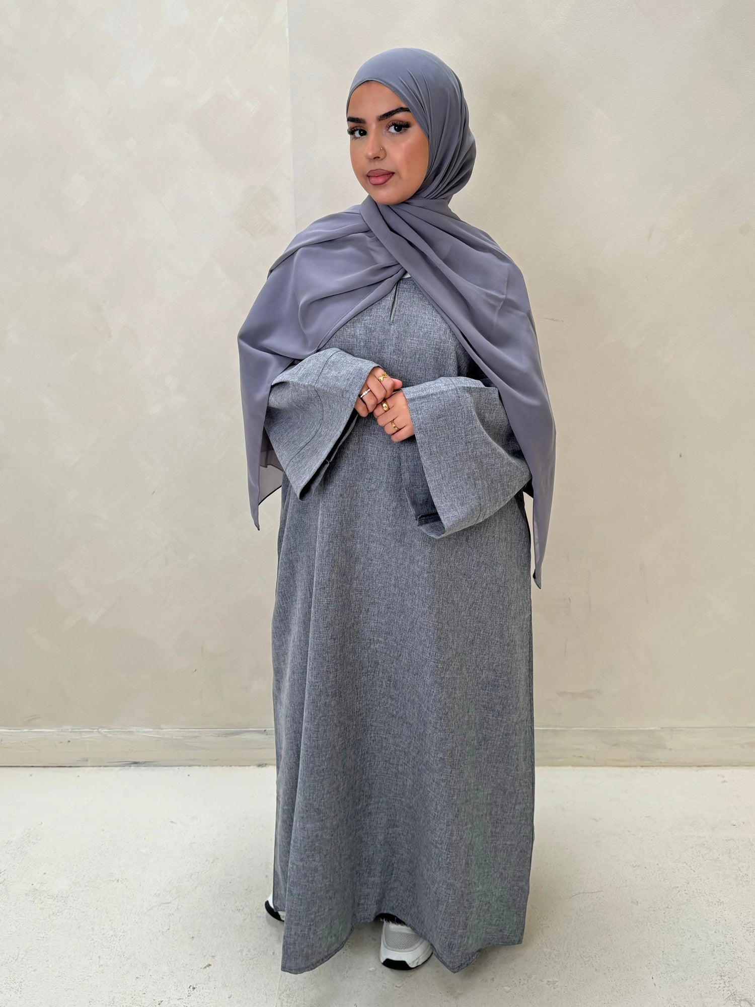 Closed Essential Abayas